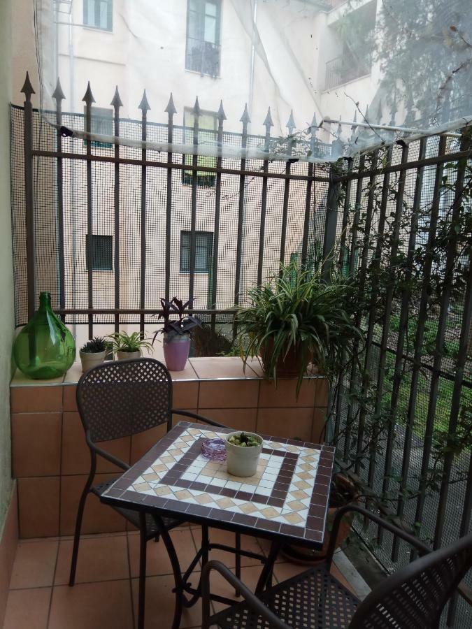 Amalfitani Salerno Centro Acomodação com café da manhã Exterior foto