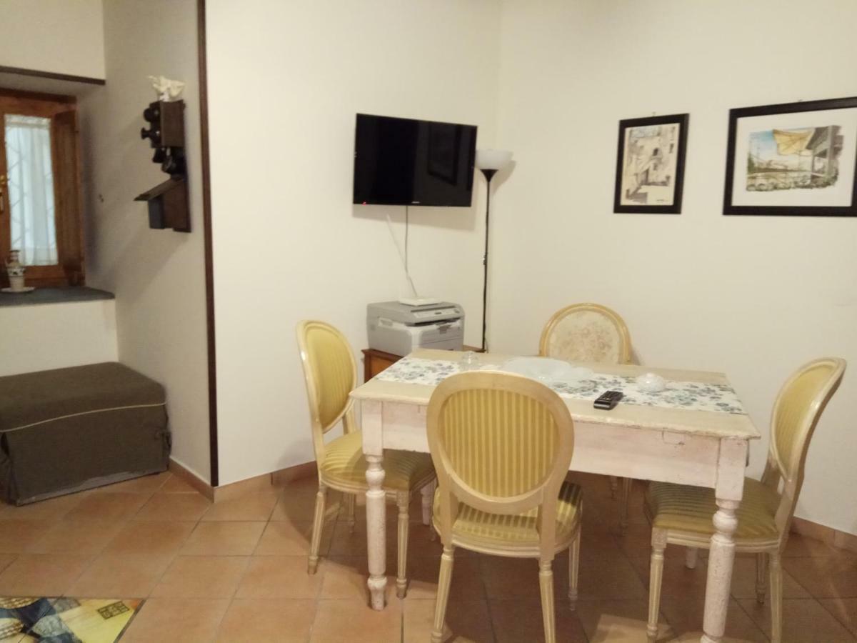 Amalfitani Salerno Centro Acomodação com café da manhã Exterior foto
